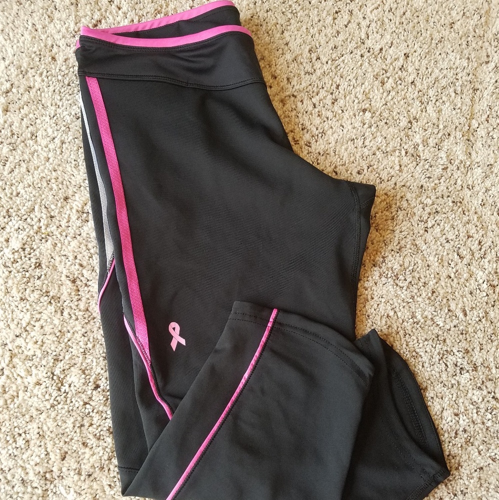 Adidas capri athletic pants